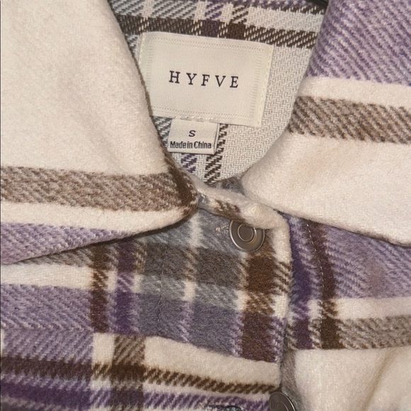 Small Plaid Women's Cropped Shacket Jacket in Purple and White - Picture 5 of 5
